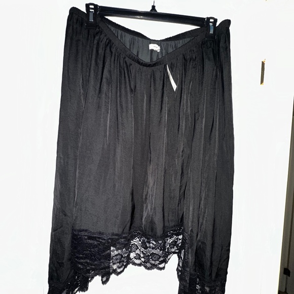 Aerie Black Lace Slip Skirt – XXL, NWT - Picture 1 of 4
